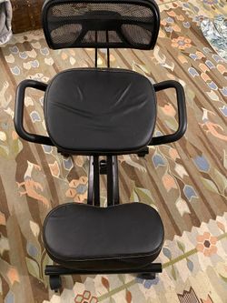 Ergonomic Knee Stool