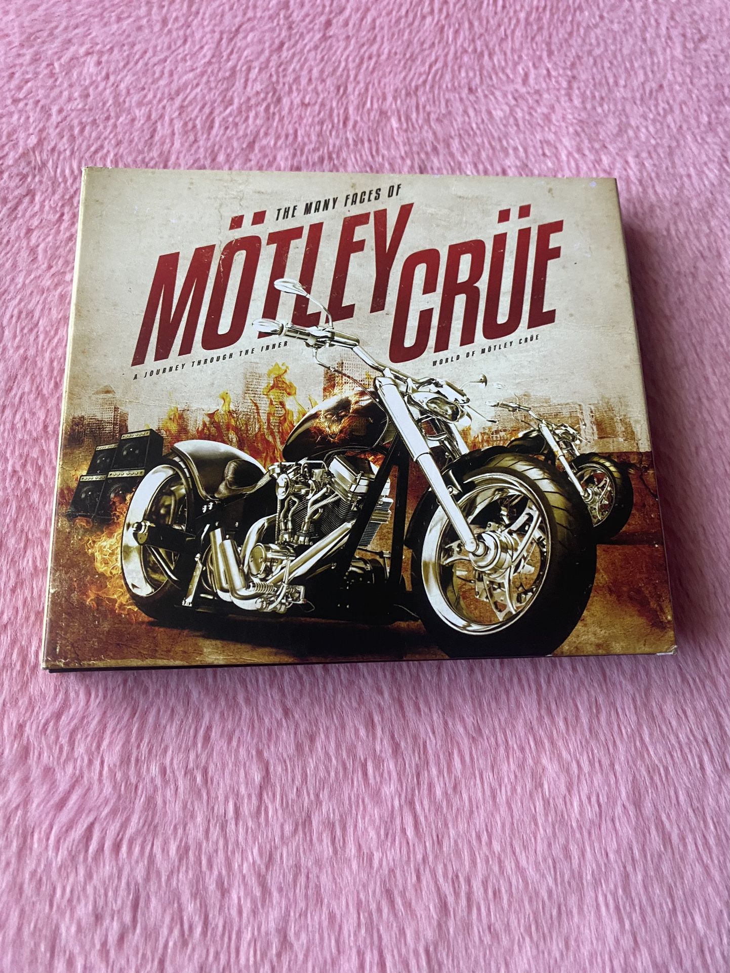 The Many Faces Of Mötley Crüe