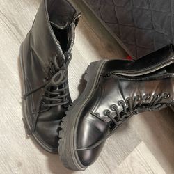 Black Boots