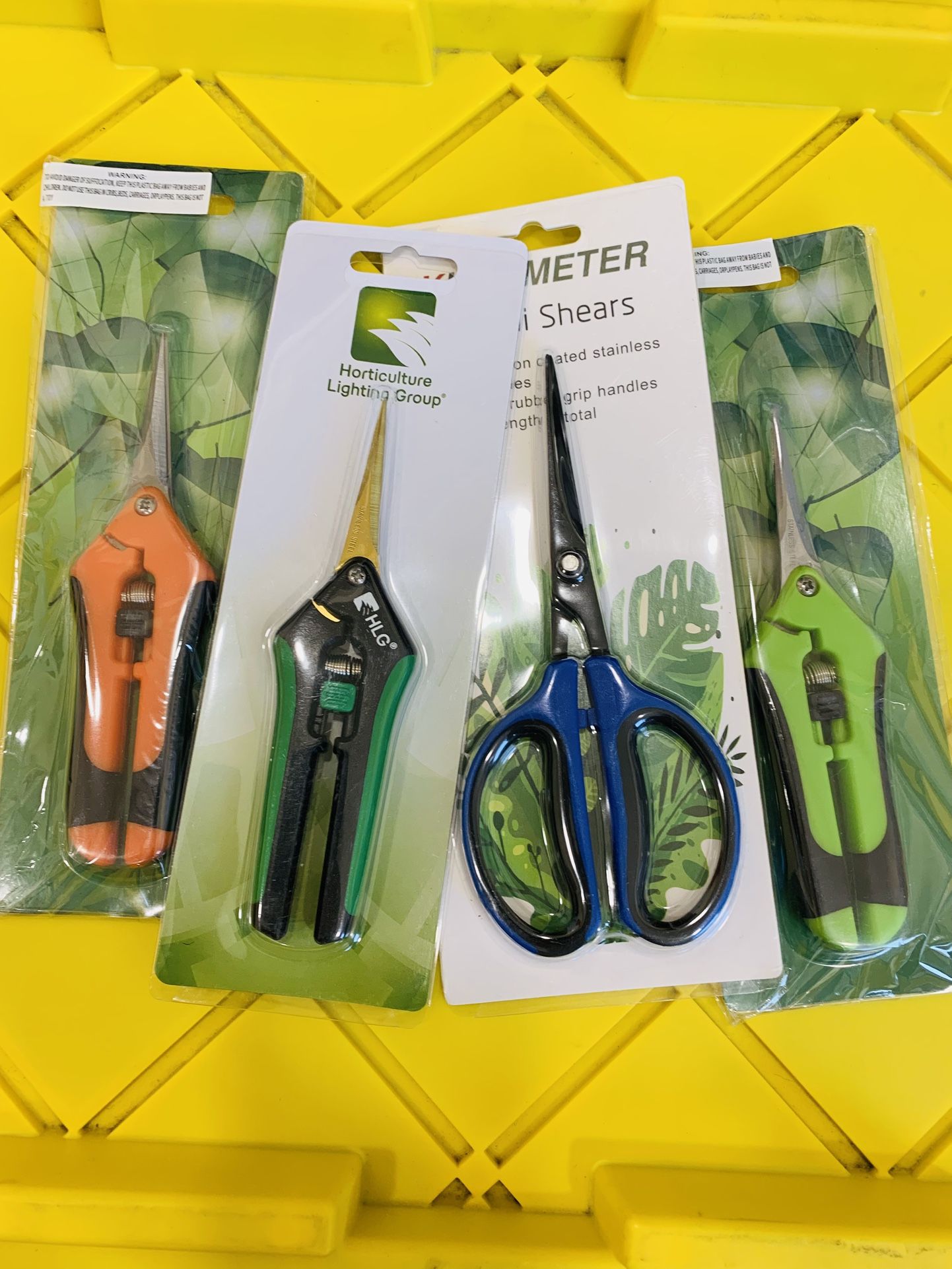 TRIMMING SCISSORS CROPTOBER