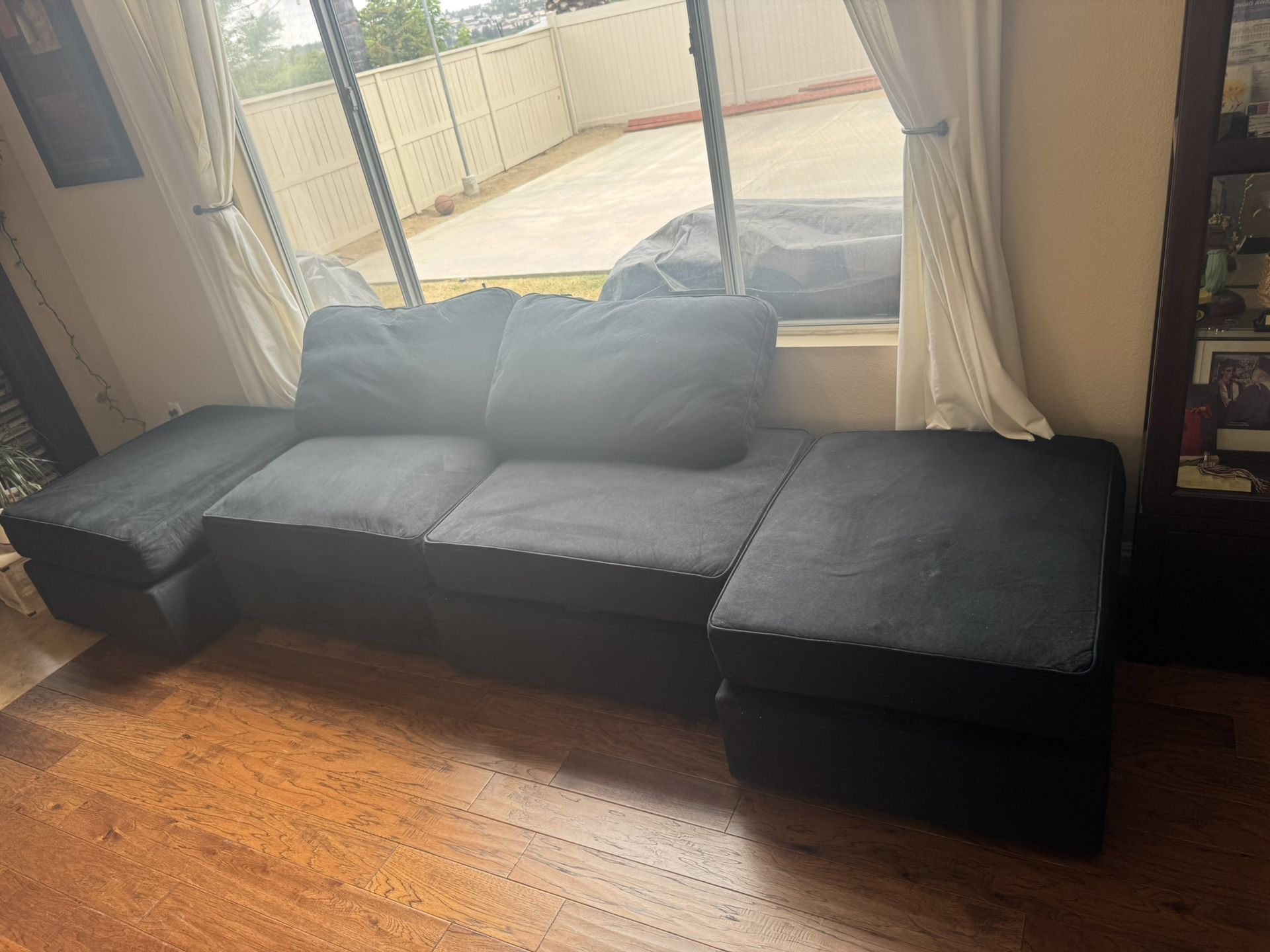 Lovesac sectional 4 seats black velvet 2 Pillows 4 Shoes & Clamps