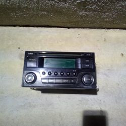 Nissan Car Stereo 
