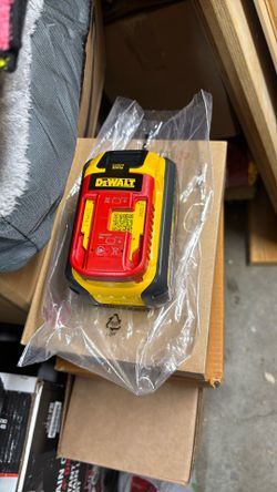 DeWalt FlexVolt 60V /  20V   12.0  AH  LITHIUM 