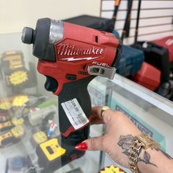 Milwaukee Impact Driver