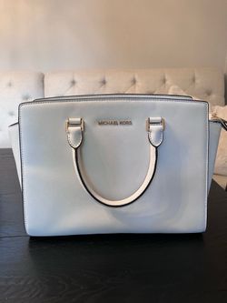 Michael Kors hand bag