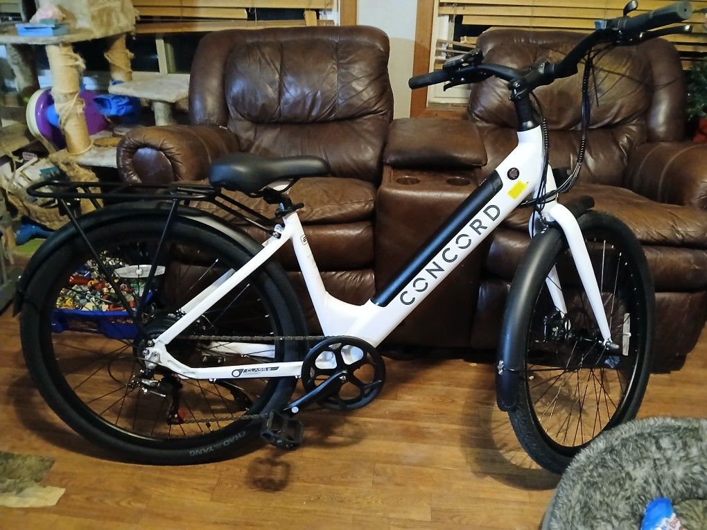 Brand New Concord Electric Commuter Bike – Unused Except 11-Mile Ride From Store To Home!