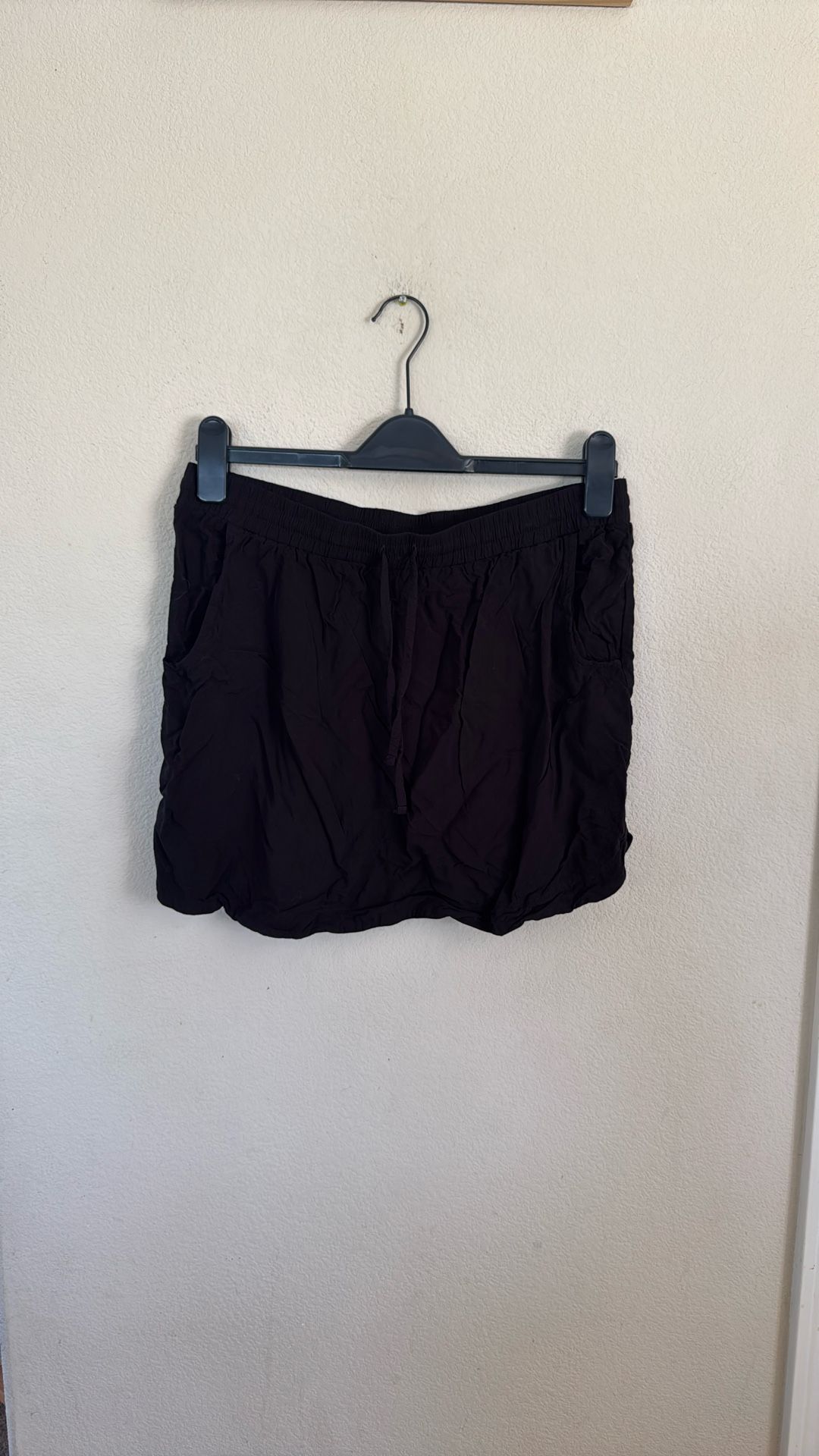 Merona Women’s Large L Black Skirt With Pockets