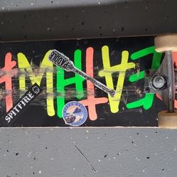 Skateboard 