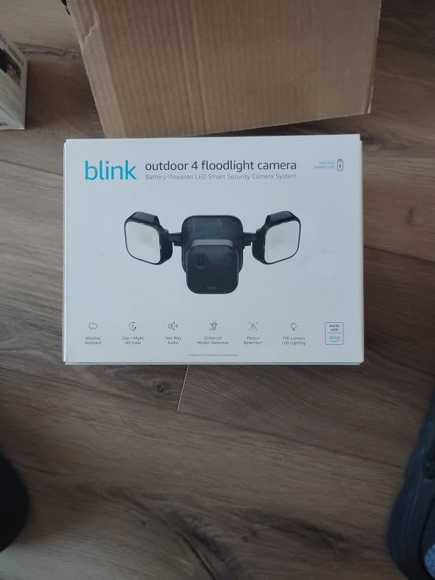 Blink Outdoor 4 Floodlight Camera
