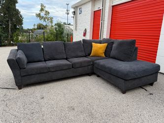 Dark Gray Chaise Sectional – FREE Curbside Delivery