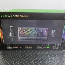 RAZER ALL-STAR GAMING BUNDLE with this included Ornata V2 keyboard , Viper mouse, Blackshark V2 X headset, Gigantus V2 XXL