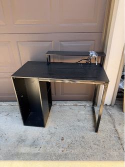 Desk free