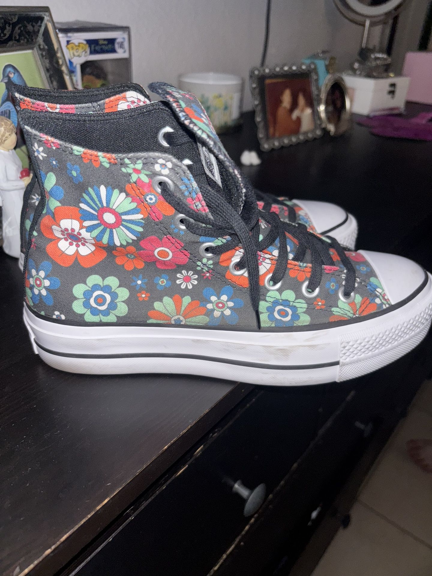 Converse Platform Size 8