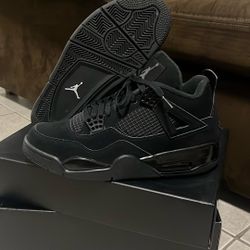 Jordan 4 Black Cat