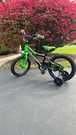 Boys Schwinn bike 16” in good condition
