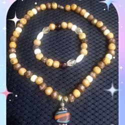 Wooden Bead Necklace and Braclet set