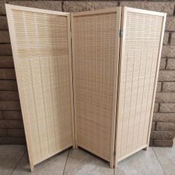 Pinewood Frame Bamboo Room Divider / Partition - Short 
