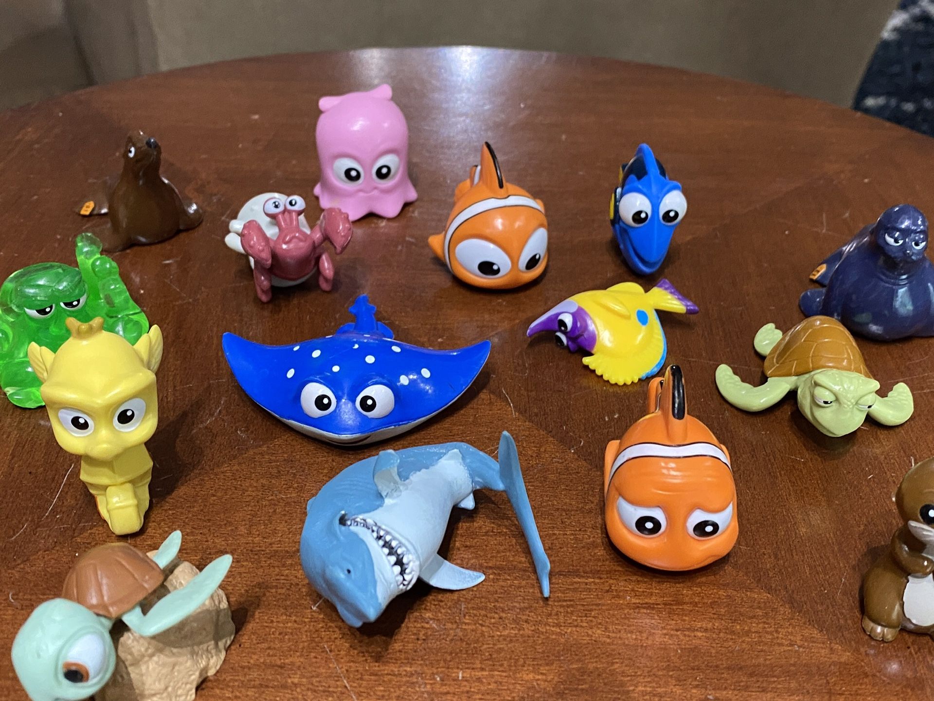 Nemo children’s bath toys, 16 characters. $8 for all.