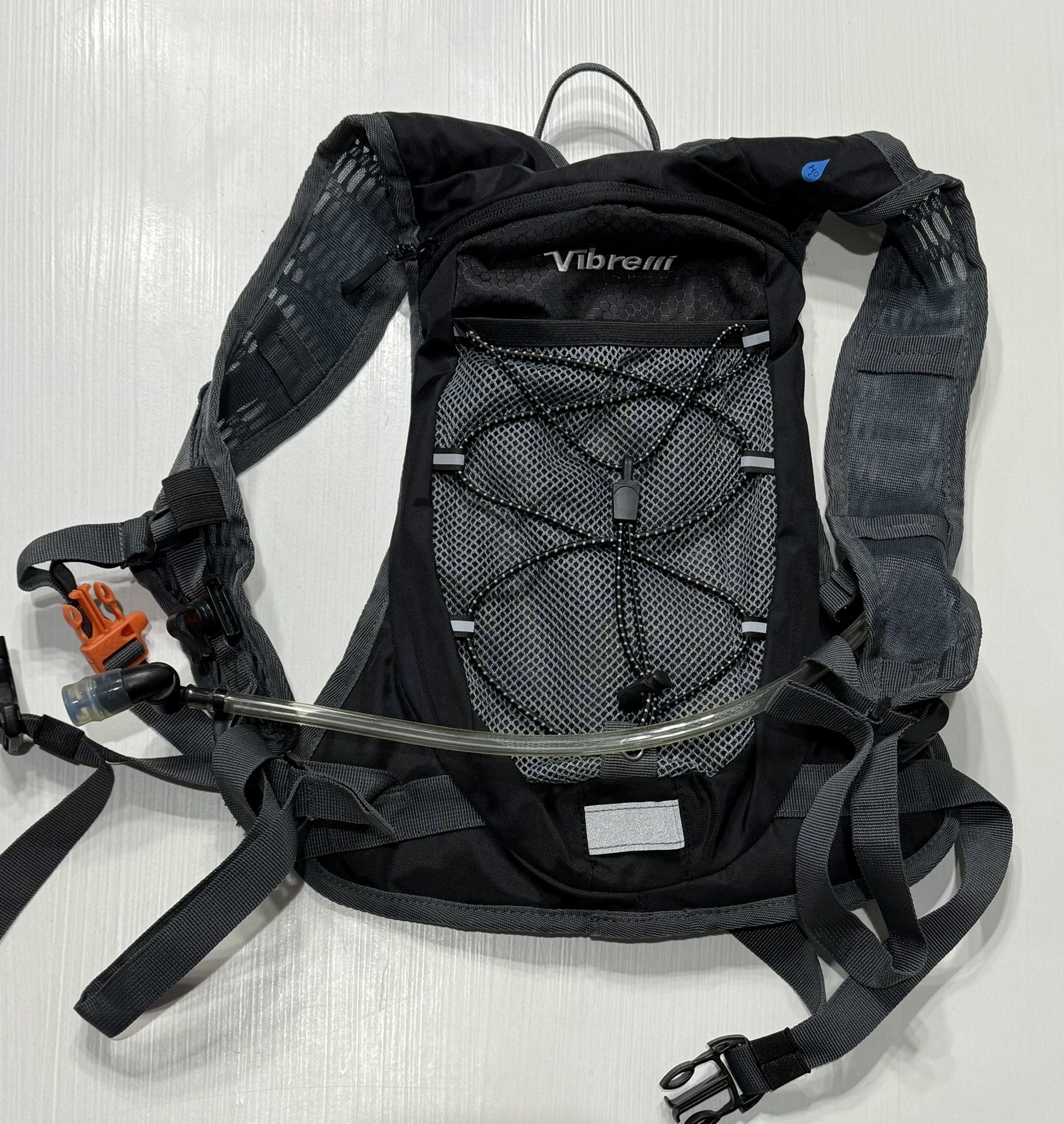 Vibrelli Performance Hydration Backpack & 2L Hydration Water Bladder, Black