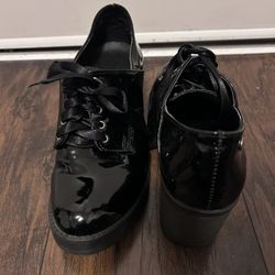 Women’s Heels Size 8