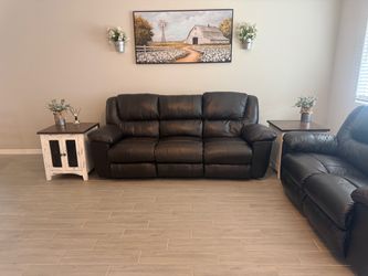 Couch set