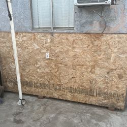 Plywood