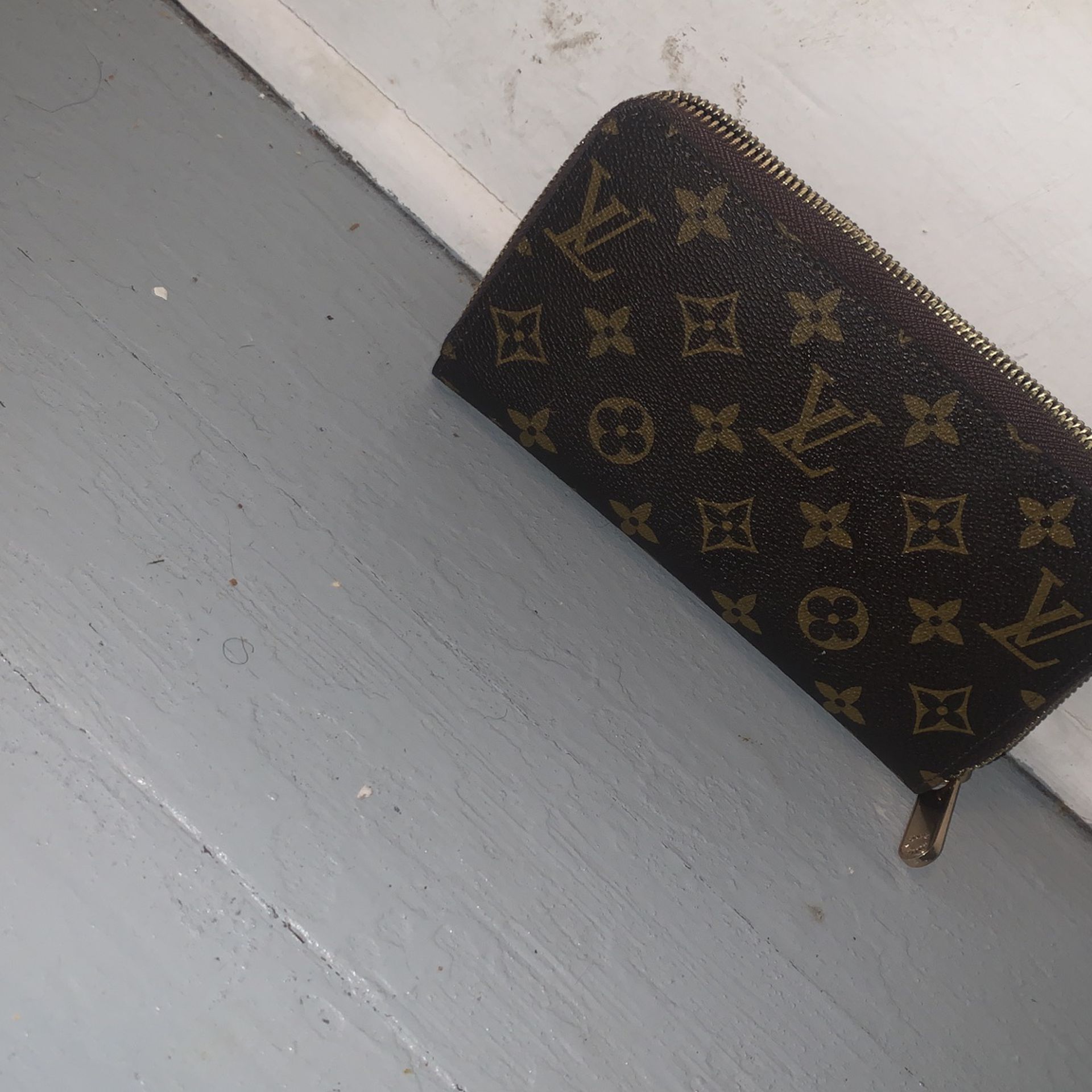 Limited Edition Louis Vuitton Women's Wallet for Sale in Solon, OH - OfferUp