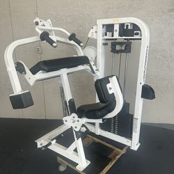 Life Fitness Tricep / Arm Extension Machine