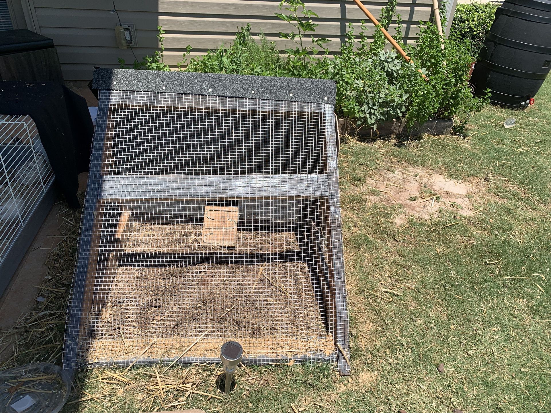 Quail Coop Or small chicken Coop Ground Pen