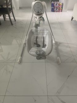 Baby swing