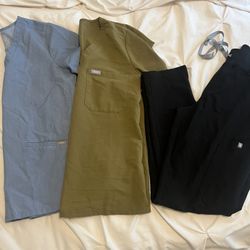 Figs Women’s Scrubs Size small 