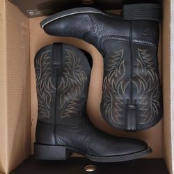 ARIAT SQUARE TOE BOOTS 