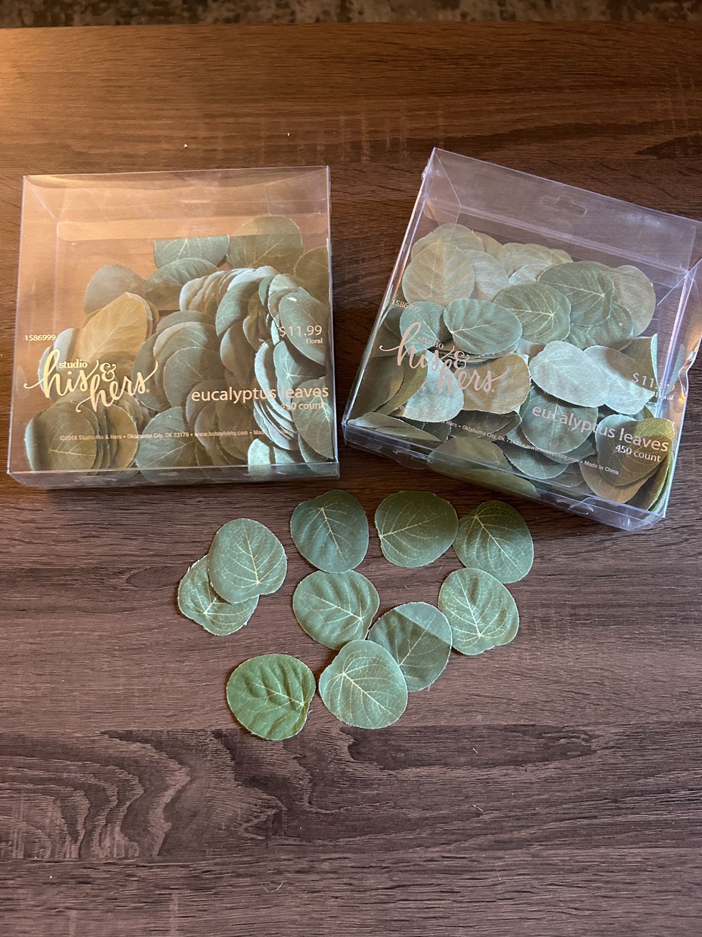Fake Leaves For Centerpieces Or Table Runner