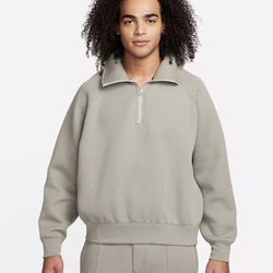 Nike Sportswear Tech Fleece Reimagined 1/2 Zip Top FN3399-053 Men’s Size Medium