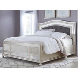 Queen size Bed 