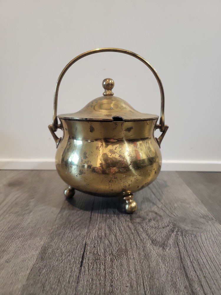 Vintage Solid Brass Fire Starter Pot Cauldron Kettle 