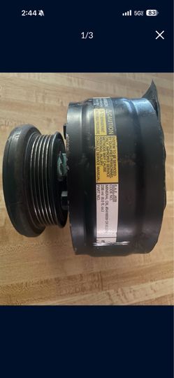 1990 Chevy Suburban                                   ( A/C Compressor )