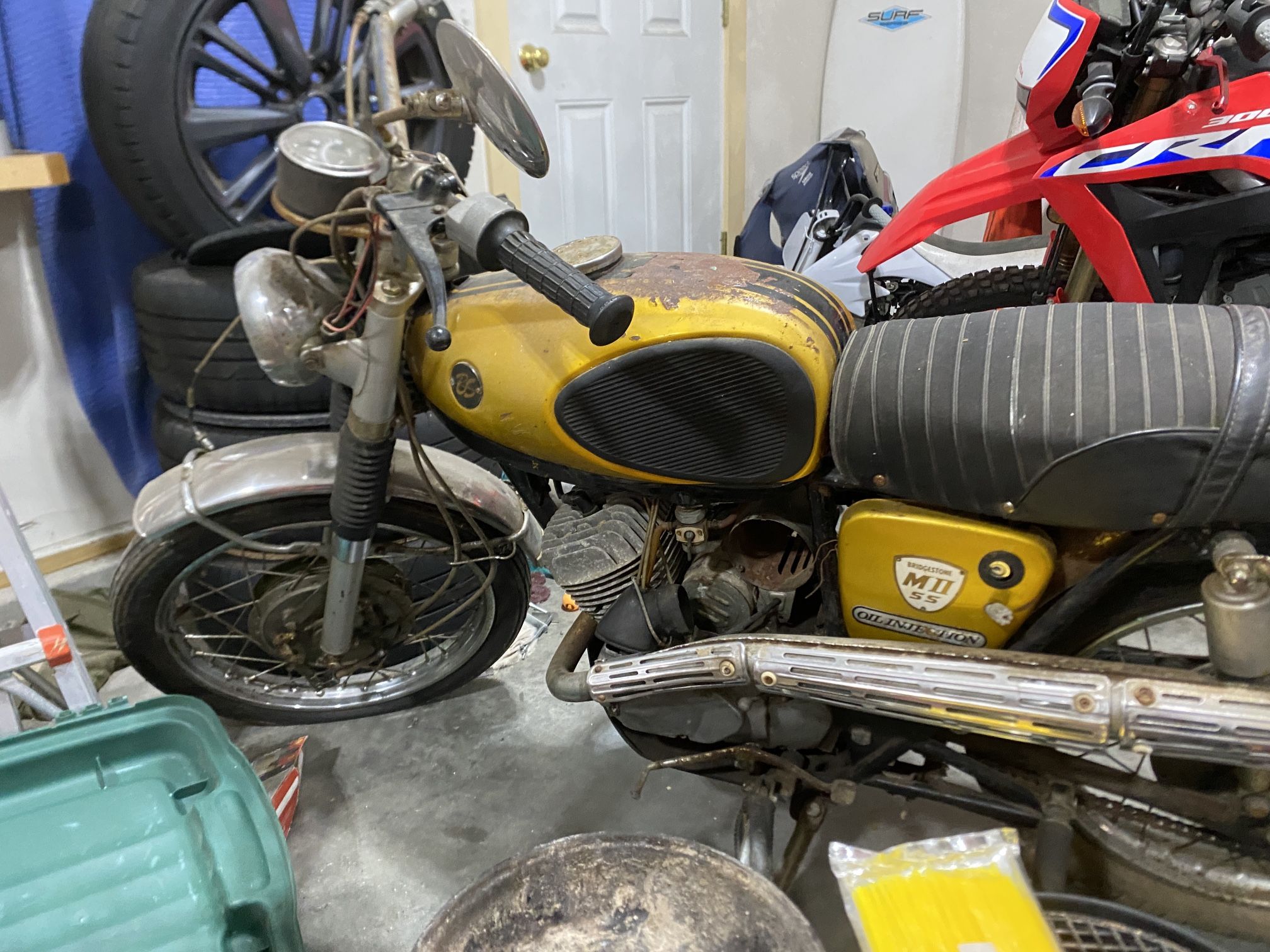antique bridgestone motorcycle not running 