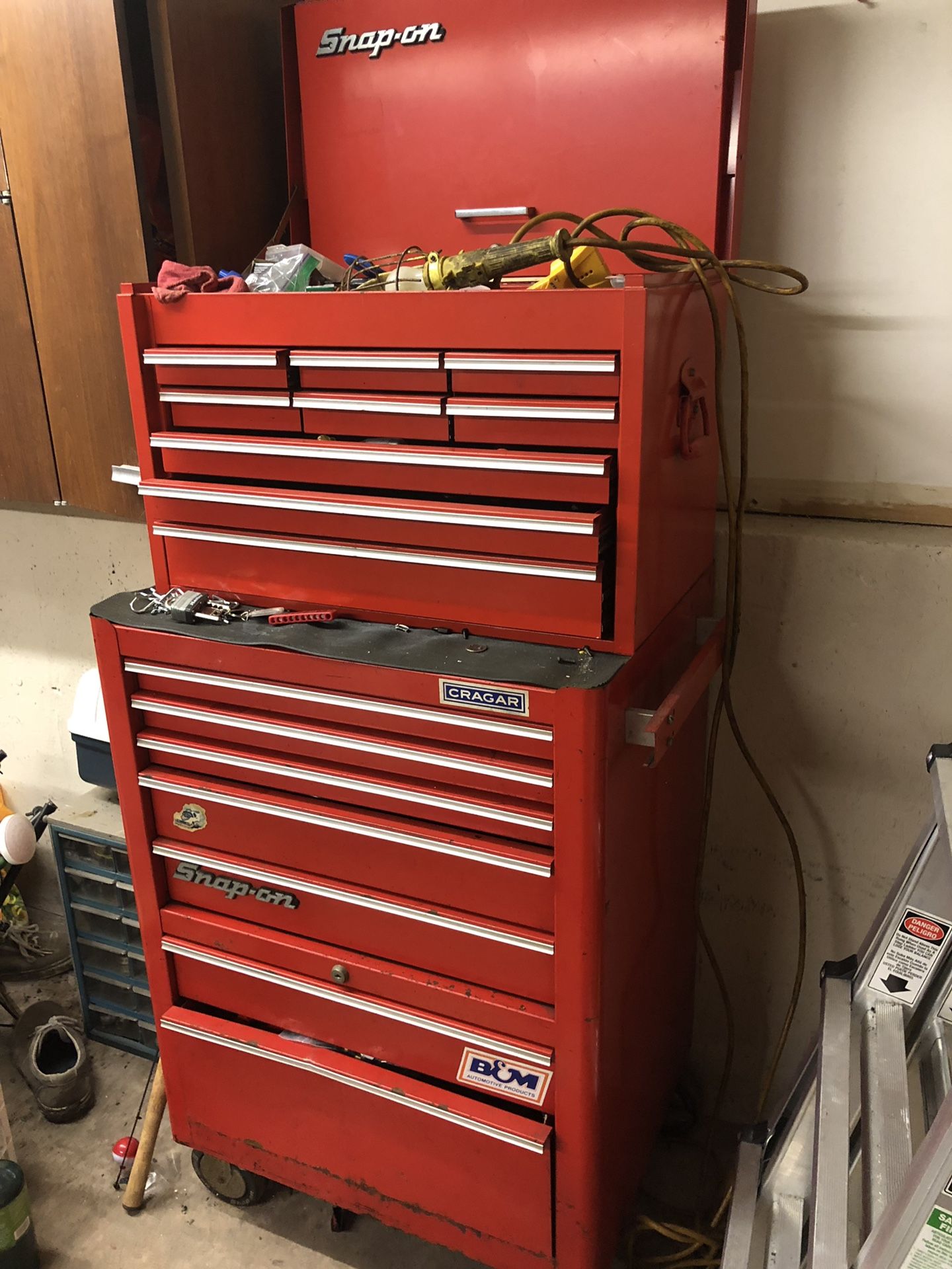 Snap On stand up tool chest