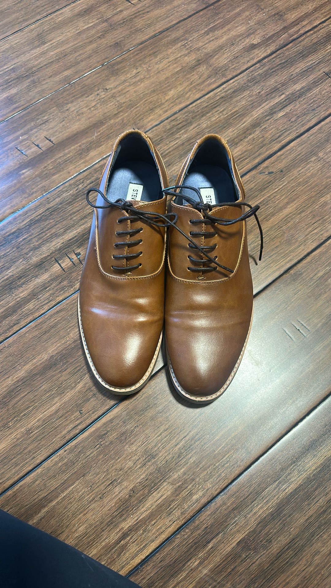 Steve Madden - Men Dress Shoe - Size 7