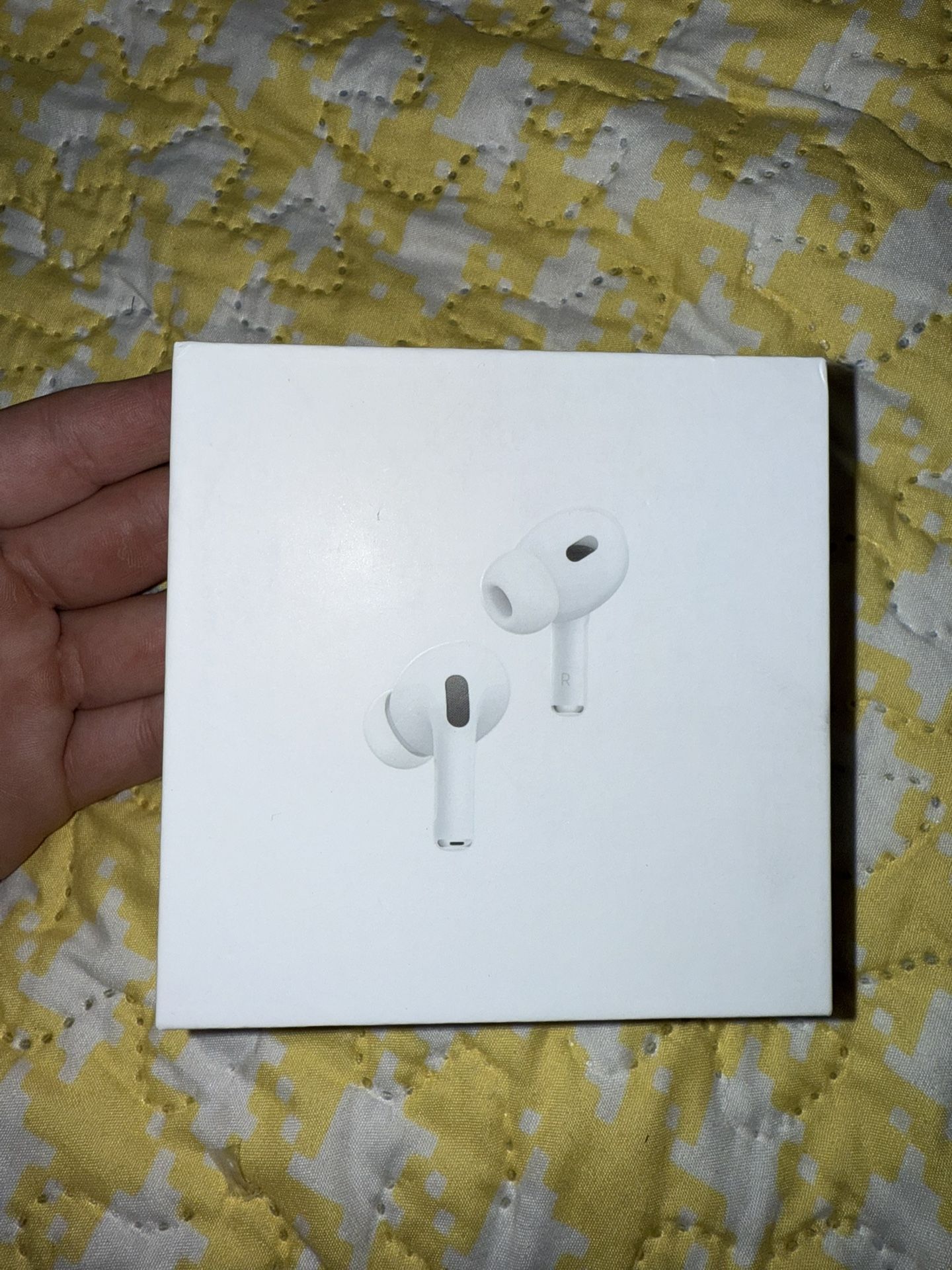 AirPods
