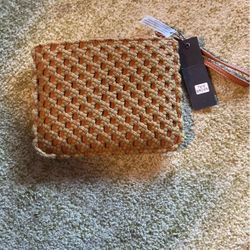 Street Level Wristlet NWT. 