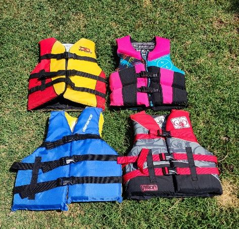 Life Jackets 50 - 90 Lbs, $25 - $30 Each