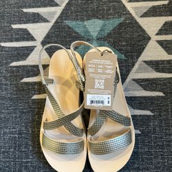 OluiKai Leather Strappy Sandal