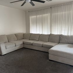 SECTIONAL -READ DESCRIPTION 