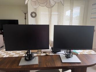 2 HP E24 G5 Monitor’s