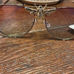 Pink Bee 🐝 Sunglasses