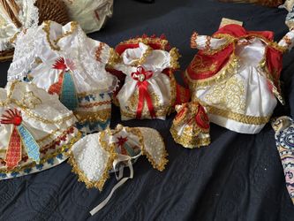 Vestidos De Niños Dios, 3 Medidas Y Diferente Estilos Y 5 Sillas 