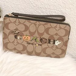*RARE* Coach Halloween Wristlet 