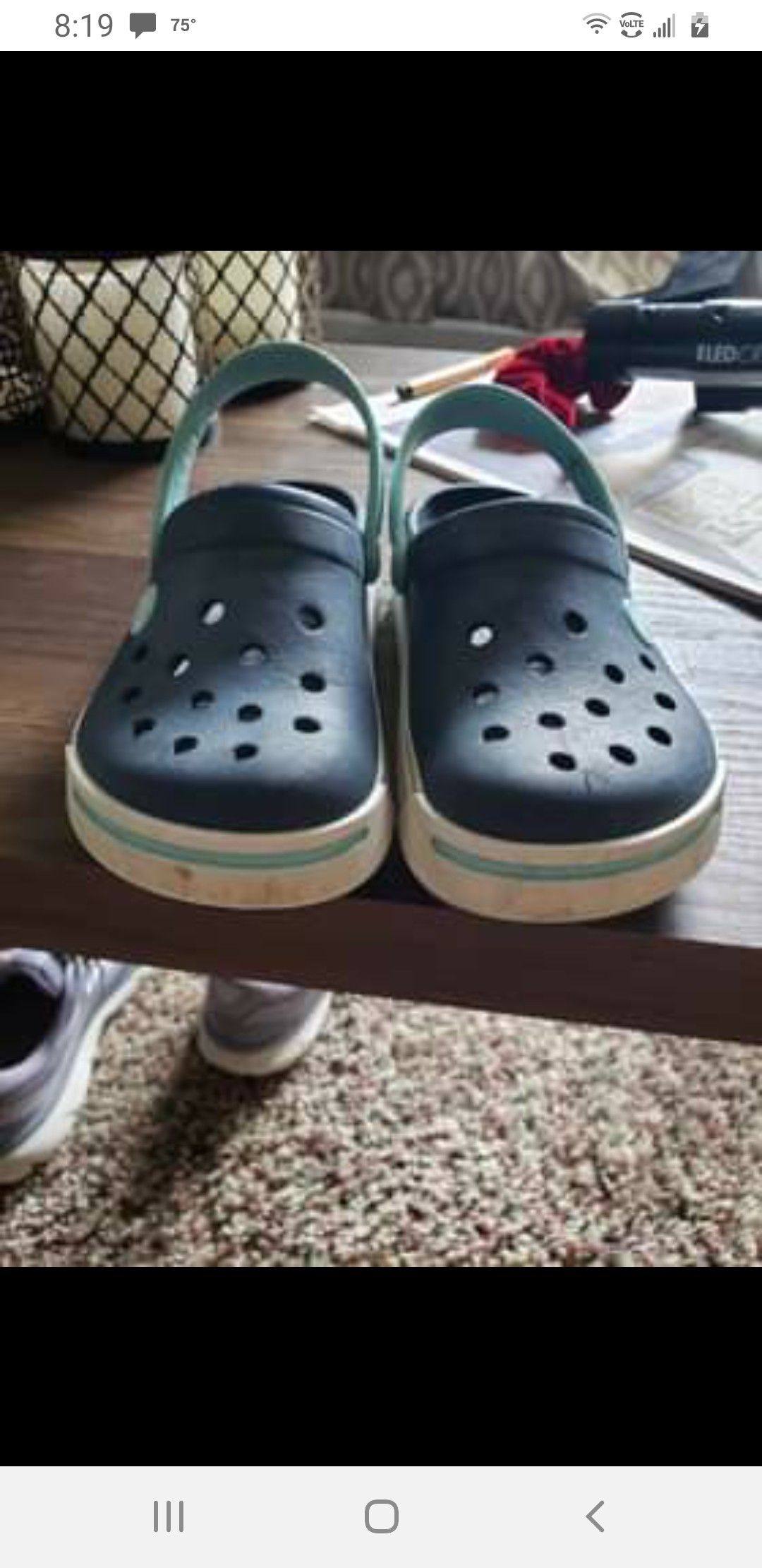 Youth sz12/13 Crocs